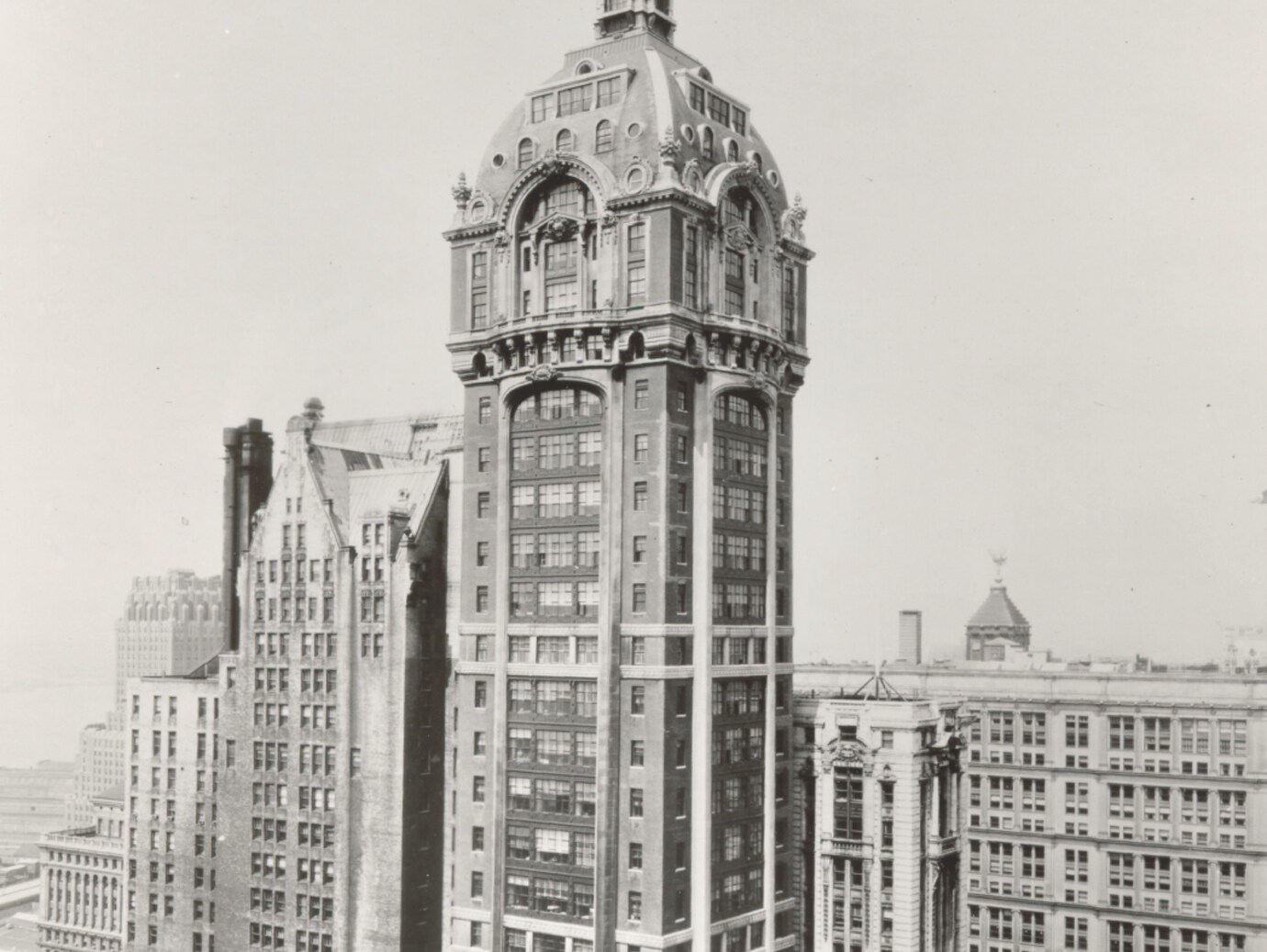 A greyscale image of the Singer Tower in Manhattan, New York City